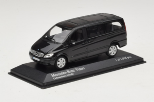 Mercedes Viano Nero Minichamps 1:43 400032210 Pressofusione — immagine 2 di 4