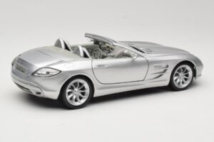 Mercedes Vision SLR Roadster Argento Maisto 1:18 B66962107 Pressofusione — immagine 3 di 8