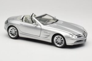 Mercedes Vision SLR Roadster Argento Maisto 1:18 B66962107 Pressofusione — immagine 6 di 8
