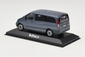Mercedes Vito W638 Lugano Grey Minichamps 1:43 B67871201 Pressofusione — immagine 3 di 4