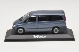 Mercedes Vito W638 Lugano Grey Minichamps 1:43 B67871201 Pressofusione