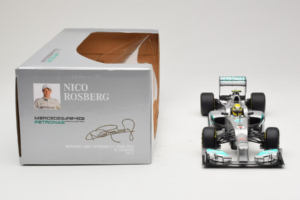 Mercedes W03 #8 N. Rosberg Mercedes AMG Petronas 2012 Minichamps 1:18 110120008 Pressofusione — immagine 6 di 7