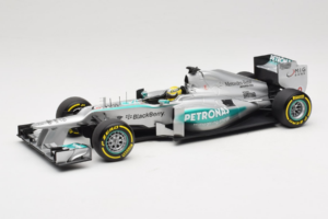 Mercedes W04 #9 N. Rosberg Mercedes AMG Petronas Showcar 2013 Minichamps 1:18 110130079 Pressofusione