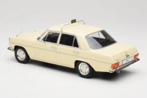 Mercedes W115 Beige Taxi MCG 1:18 MCG18055 Pressofusione — immagine 5 di 6