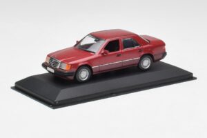 Mercedes 300D W124 Rosso Minichamps 1:43 3209 Pressofusione — immagine 2 di 4