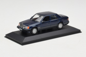 Mercedes W124 Blu Scuro Minichamps 1:43 MB006 Pressofusione — immagine 2 di 4