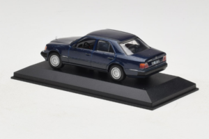 Mercedes W124 Blu Scuro Minichamps 1:43 MB006 Pressofusione — immagine 3 di 4