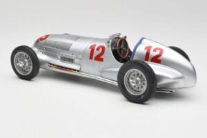 Mercedes W125 #12 R. Caracciola Grand Prix 1937 CMC 1:18 M-052 Pressofusione — immagine 5 di 6