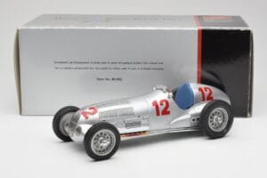 Mercedes W125 #12 R. Caracciola Grand Prix 1937 CMC 1:18 M-052 Pressofusione — immagine 6 di 6