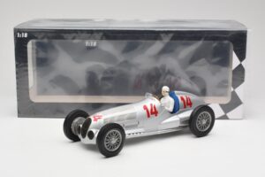 Mercedes W125 #14 Daimler-Benz AG M. von Brauchitsch 2nd Place German GP 1937 Minichamps 1:18 155373114 Pressofusione — immagine 6 di 6