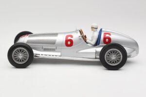 Mercedes W125 #6 Daimler-Benz AG R. Caracciola 2nd Place Eifel Race Nurburgring 1937 Minichamps 1:18 155373106 Pressofusione — immagine 3 di 6