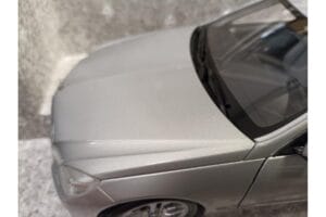 Mercedes Classe E W212 Avantgarde Iridium Argento Vernice Edizione 2 Minichamps 1:18 B66960212-D2 Pressofusione — immagine 8 di 11