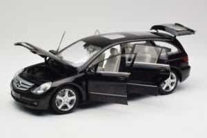 Mercedes R-Class W251 Obsidian Nero Minichamps 1:18 150034601 Pressofusione — immagine 2 di 8