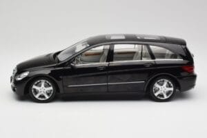 Mercedes R-Class W251 Obsidian Nero Minichamps 1:18 150034601 Pressofusione — immagine 4 di 8