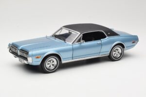 Mercury Cougar XR-7 Blu Sun Star 1:18 1562 Pressofusione