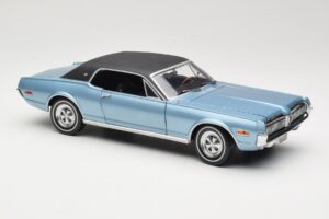Mercury Cougar XR-7 Blu Sun Star 1:18 1562 Pressofusione — immagine 6 di 8