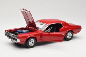 Mercury Cougar XR-7 Rosso Sun Star 1:18 1541 Pressofusione — immagine 2 di 8