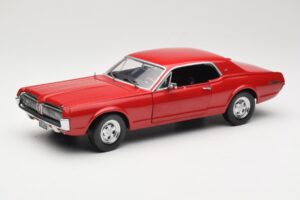 Mercury Cougar XR-7 Rosso Sun Star 1:18 1541 Pressofusione