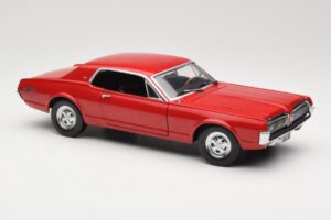 Mercury Cougar XR-7 Rosso Sun Star 1:18 1541 Pressofusione — immagine 6 di 8