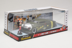 Mercury Gotham or Bust With Harley Quinn Figure Metals Diecast 1:24 30456 Pressofusione — immagine 2 di 3