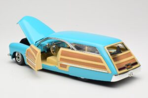 Mercury Merc Woodie Blu Hot Wheels 1:18 27806 Pressofusione — immagine 5 di 8