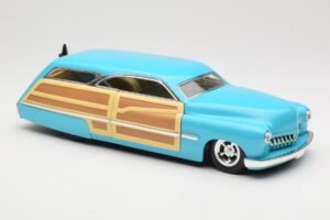 Mercury Merc Woodie Blu Hot Wheels 1:18 27806 Pressofusione — immagine 6 di 8