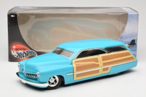 Mercury Merc Woodie Blu Hot Wheels 1:18 27806 Pressofusione — immagine 8 di 8