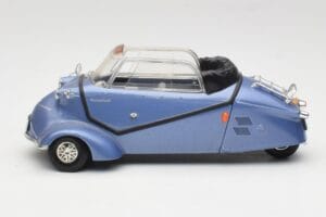 Messerschmitt KR201 Roadster Blu Revell 1:18 08966 Pressofusione — immagine 4 di 8