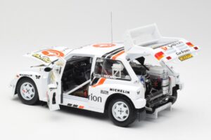MG Metro 6R4 #8 P. Eklund / D. Whittock Rally Finland 1986 Sun Star 1:18 5536 Pressofusione — immagine 5 di 8