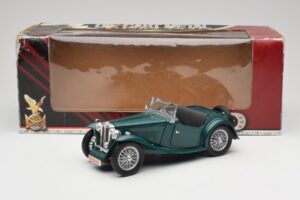 MG TC Midget Shires Green Road Legends 1:18 92468 Pressofusione — immagine 8 di 8