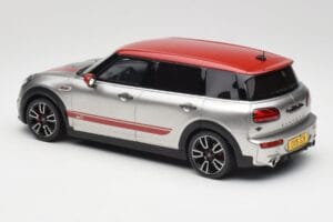 Mini Clubman F54 JCW Melting Silver Metallic Otto 1:18 OT1106 Resina — immagine 5 di 6