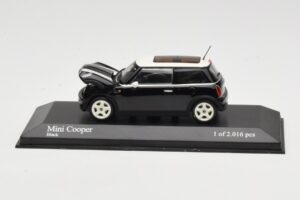MINI Cooper R50 Nero Minichamps 1:43 431138101 Pressofusione — immagine 2 di 5