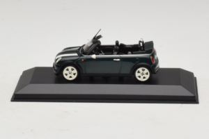 Mini Cooper Cabriolet Verde Con Striscia Bianca Minichamps 1:43 80420309093-R1 Pressofusione