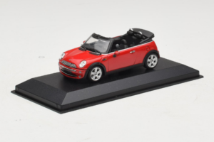 Mini Cooper R52 Cabriolet Rosso Minichamps 1:43 431138230 Pressofusione — immagine 2 di 4