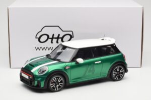 MINI Cooper F56 JCW British Racing Verde Otto 1:18 OT1098 Resina — immagine 6 di 6