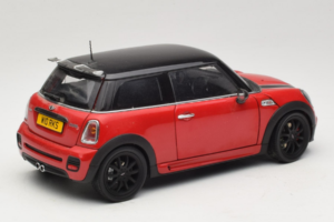Mini Cooper John Cooper Works R56 Rosso & Nero Kyosho 1:18 80430419909 Pressofusione — immagine 3 di 8