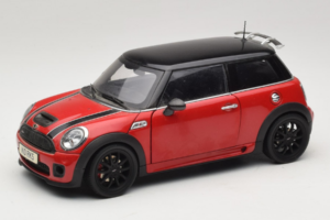 Mini Cooper John Cooper Works R56 Rosso & Nero Kyosho 1:18 80430419909 Pressofusione