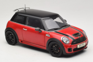 Mini Cooper John Cooper Works R56 Rosso & Nero Kyosho 1:18 80430419909 Pressofusione — immagine 6 di 8