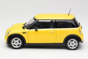 Mini Cooper One R50 Pacchetto Aerodinamico Giallo Kyosho 1:18 80430148553 Pressofusione — immagine 4 di 8
