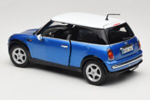 Mini Cooper R50 Blu con Tetto Bianco Mondo Motors 1:18 MINI004 Pressofusione — immagine 7 di 8