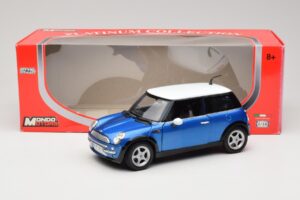 Mini Cooper R50 Blu con Tetto Bianco Mondo Motors 1:18 MINI004 Pressofusione — immagine 8 di 8
