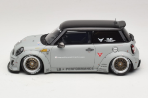 Mini Cooper R56 LB Works LB Nation Otto 1:18 OT1212 Resina — immagine 3 di 6