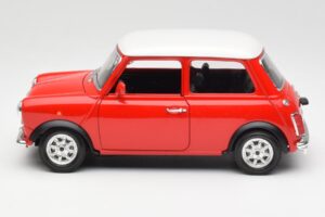 Mini Cooper Rosso Bburago 1:18 3379 Pressofusione — immagine 4 di 8