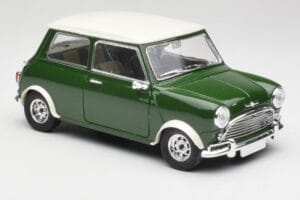 Mini Cooper S British Racing Verde & Old English Bianco Solido 1:18 8021 Pressofusione — immagine 6 di 8
