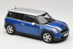 Mini Cooper S Clubman R55 Blu & Argento Kyosho 1:18 80430421048 Pressofusione — immagine 6 di 8
