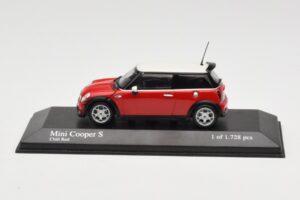 MINI Cooper S R53 Rosso Minichamps 1:43 431138200 Pressofusione