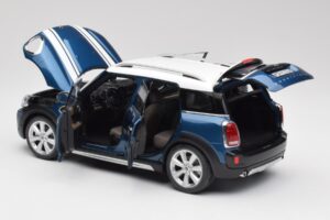 Mini Countryman F60 Island Blu & Bianco Kyosho 1:18 80432447940 Pressofusione — immagine 5 di 8