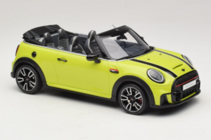 Mini JCW Cabrio F57 Zesty Yellow C5H Otto 1:18 OT1303 Resina — immagine 4 di 6