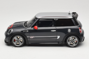 Mini John Cooper Works GP2 R56 Thunder Grey Otto 1:18 OT497 Resina — immagine 3 di 6
