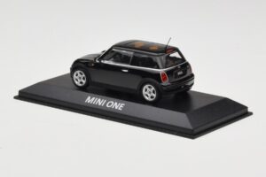 Mini One R50 Nero Con Tetto Nero Minichamps 1:43 MINI005 Pressofusione — immagine 3 di 5